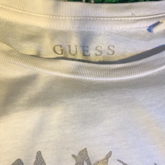 GUESS Rose Face Graphic Tee - Picture 3 of 5
